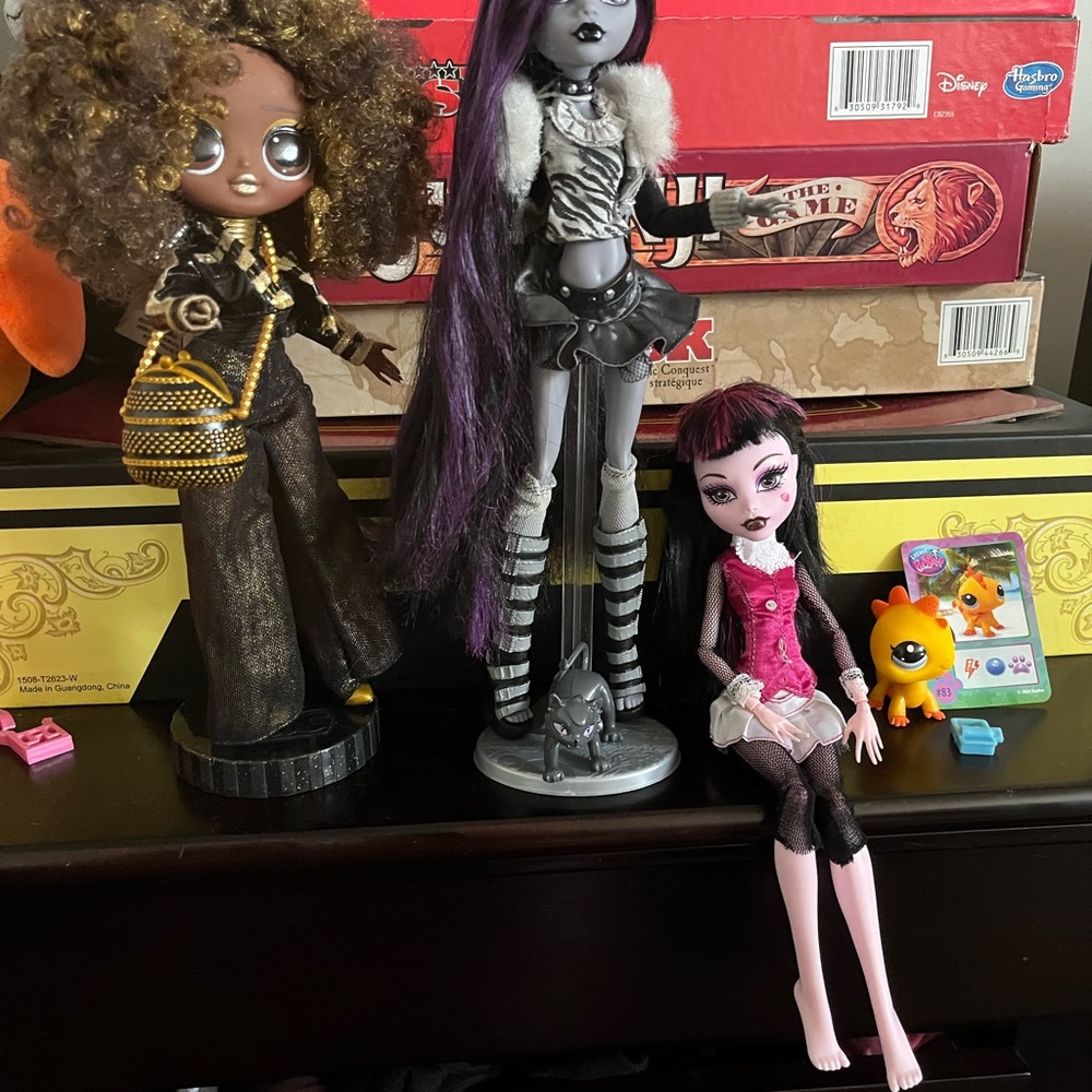 Fashion Dolls with Accessories